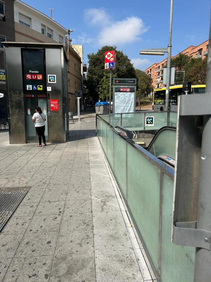Apto Barcelona C R Lägenhet Santa Coloma de Gramanet Exteriör bild